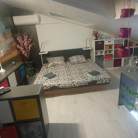 Joli Et Spacieux Studio Avec Garage Au Bord De Mer Fréjus Εξωτερικό φωτογραφία